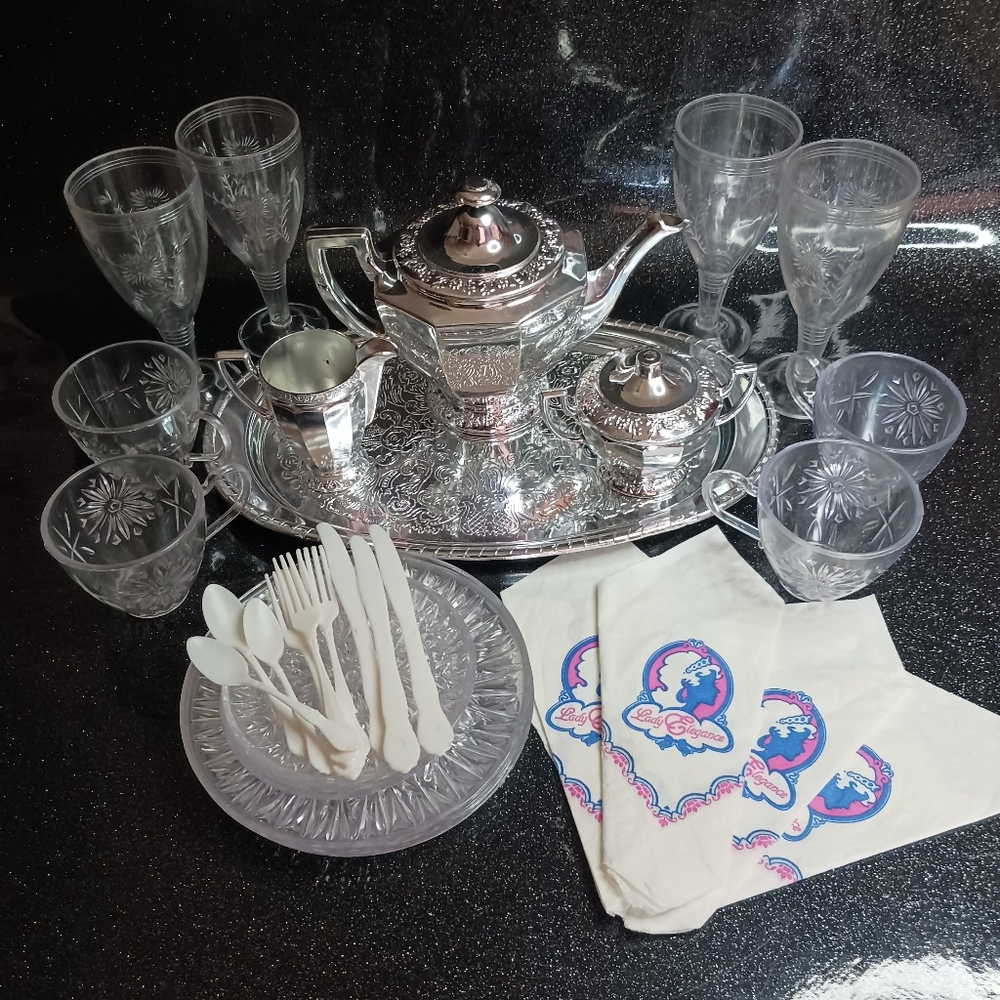 Vintage Lady Elegance Play Silver & Crystal Serving Set.
